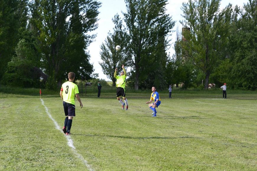 Іскра - Златокрай 16 травня 06