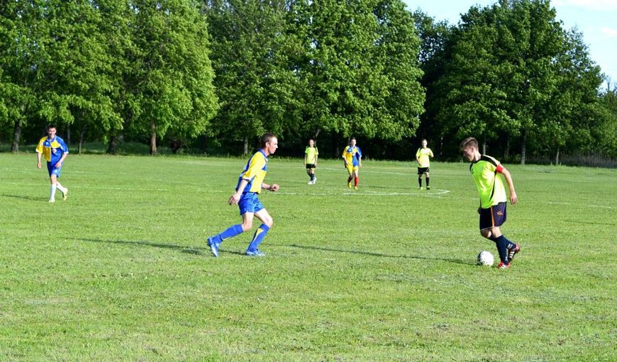 Іскра - Златокрай 16 травня 10