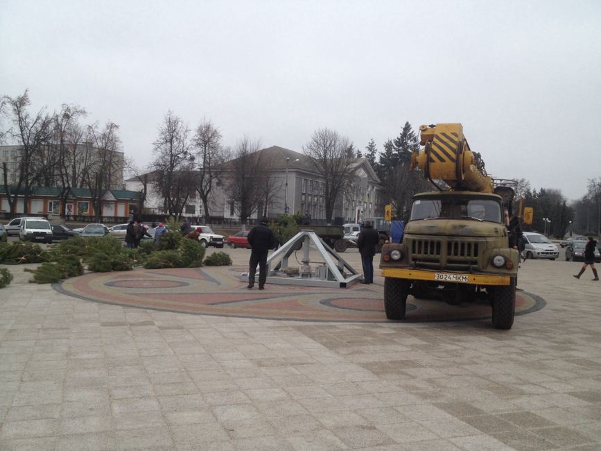 встановлення ялинки [870_650]